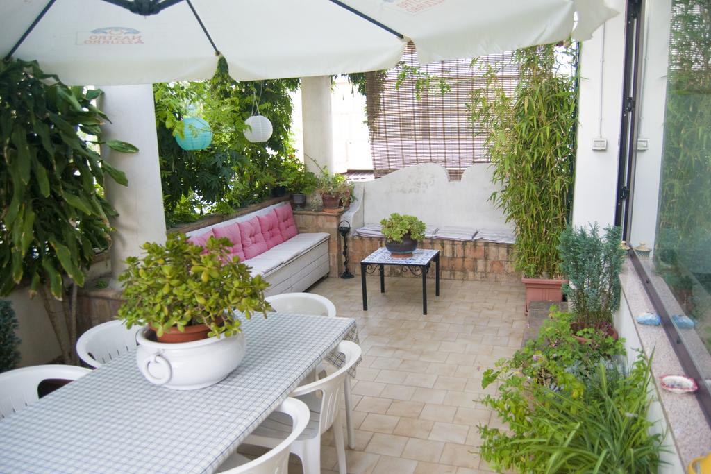 B&B Cactus Giardini Naxos Exterior photo